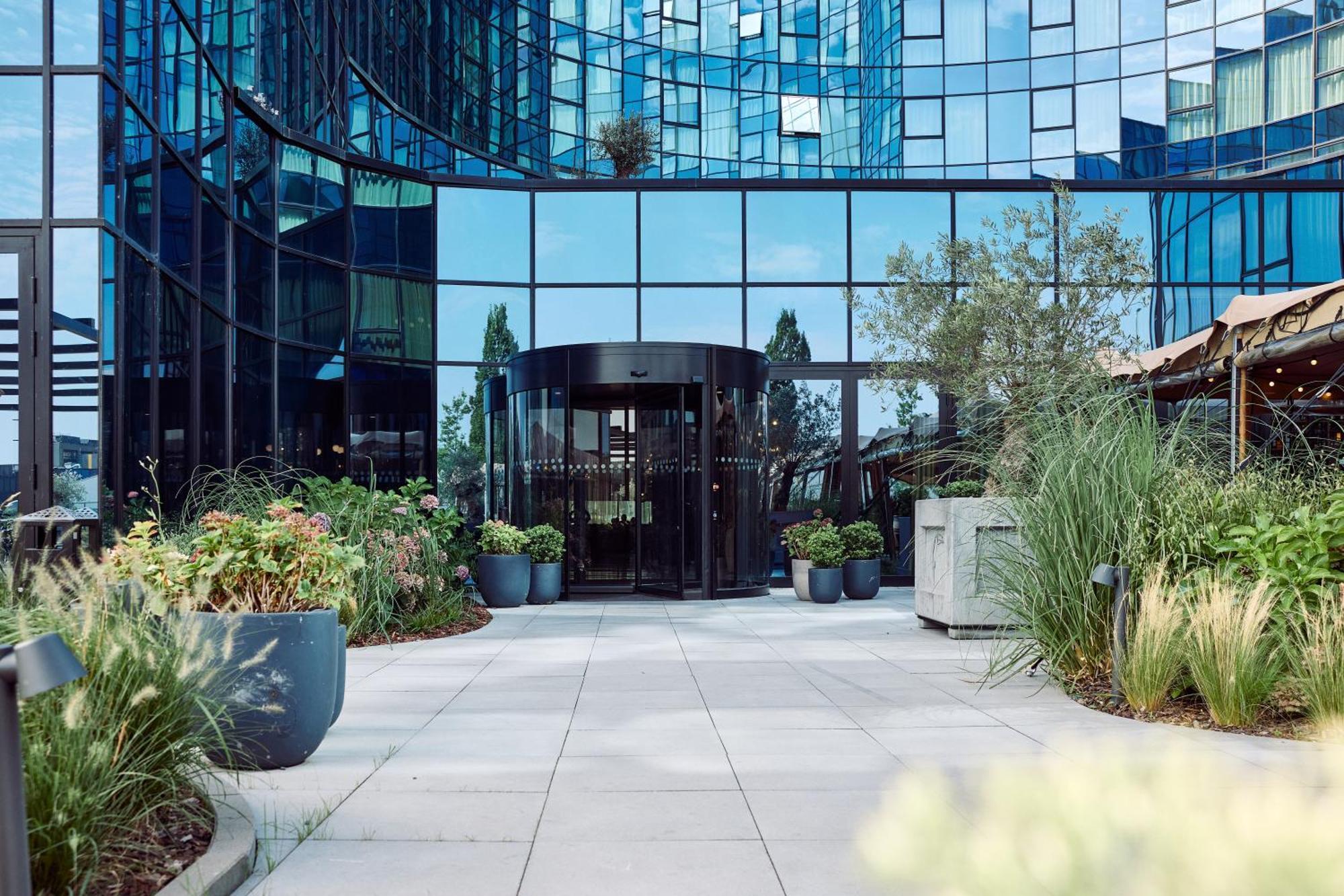 Van Der Valk Hotel Gent Экстерьер фото